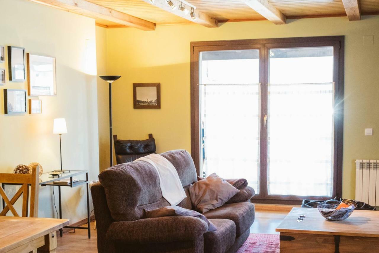 Apartamento Garona Les Zewnętrze zdjęcie